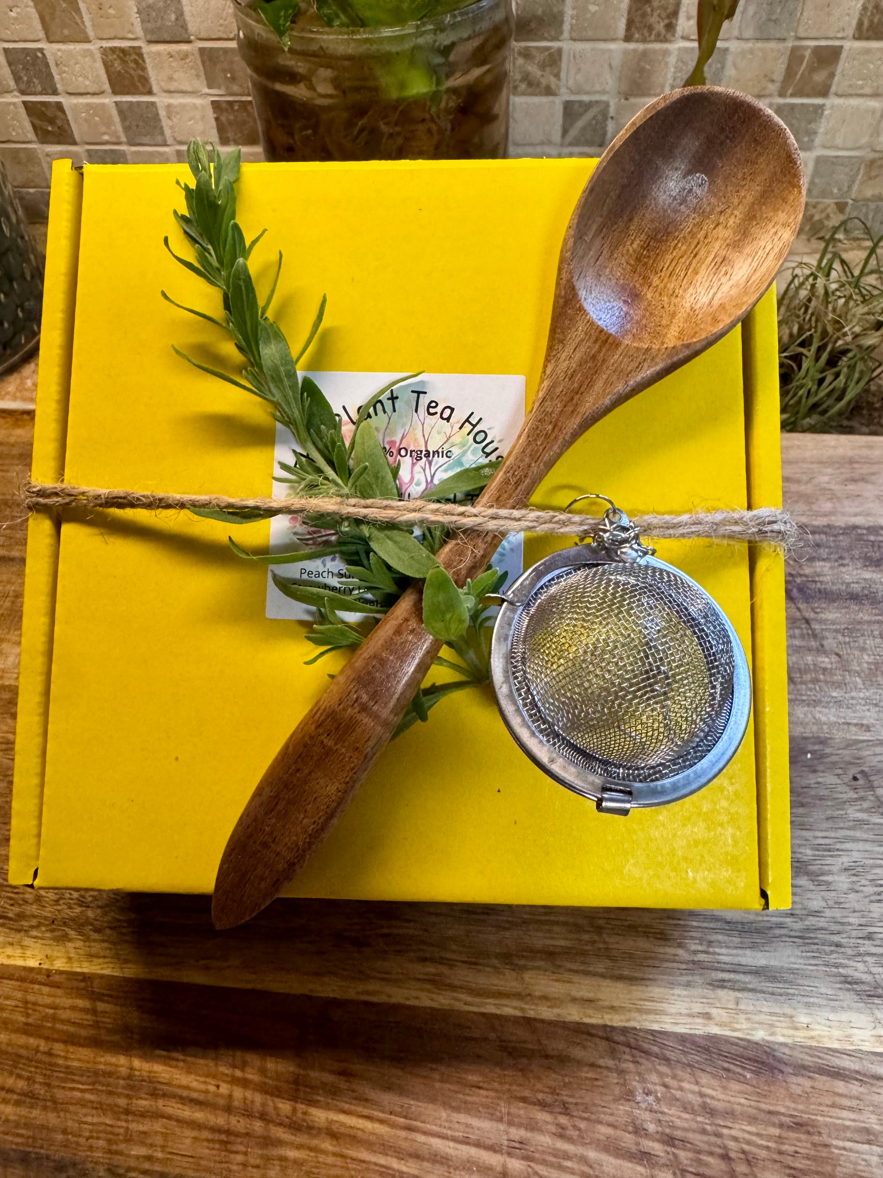 Summer Herbal Iced Tea Discovery box