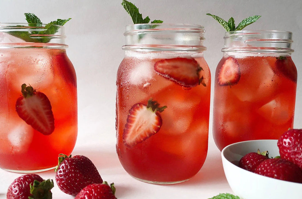 Strawberry Hibiscus Organic Green Herbal Tea